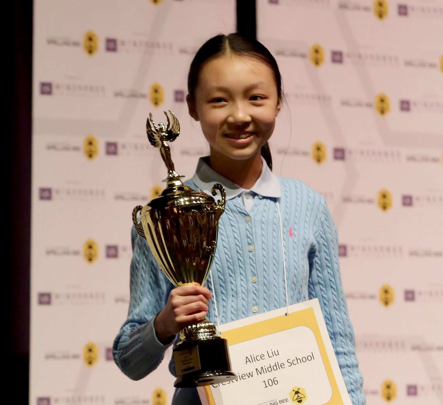 Alice Liu wins the 33rd Annual St. Louis
Post-Dispatch Spelling Bee